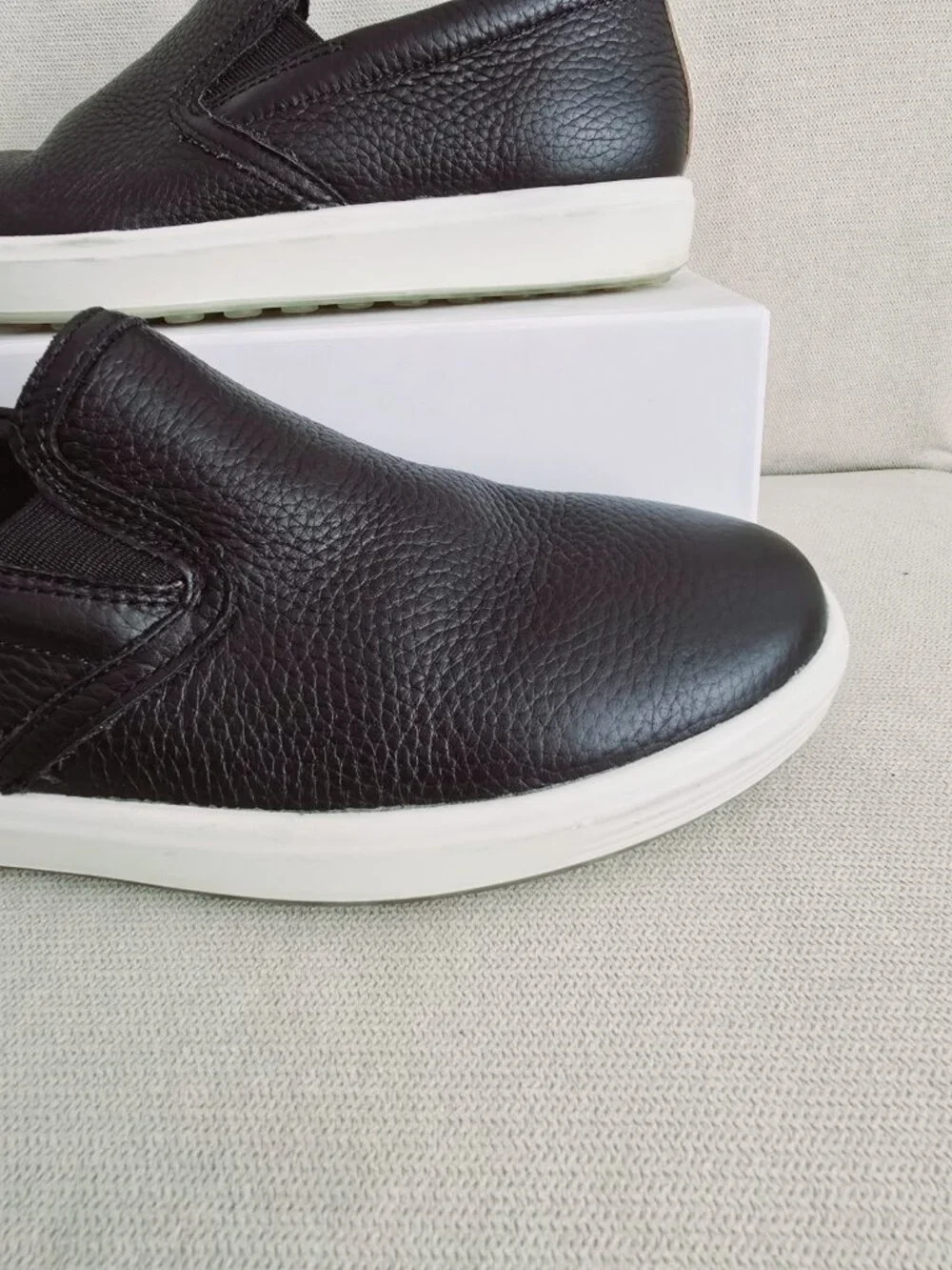 Ecco Soft 7 Black Slip On Loafer Shoes 6 6.5 - 37 Leather Womens Flat Shoes